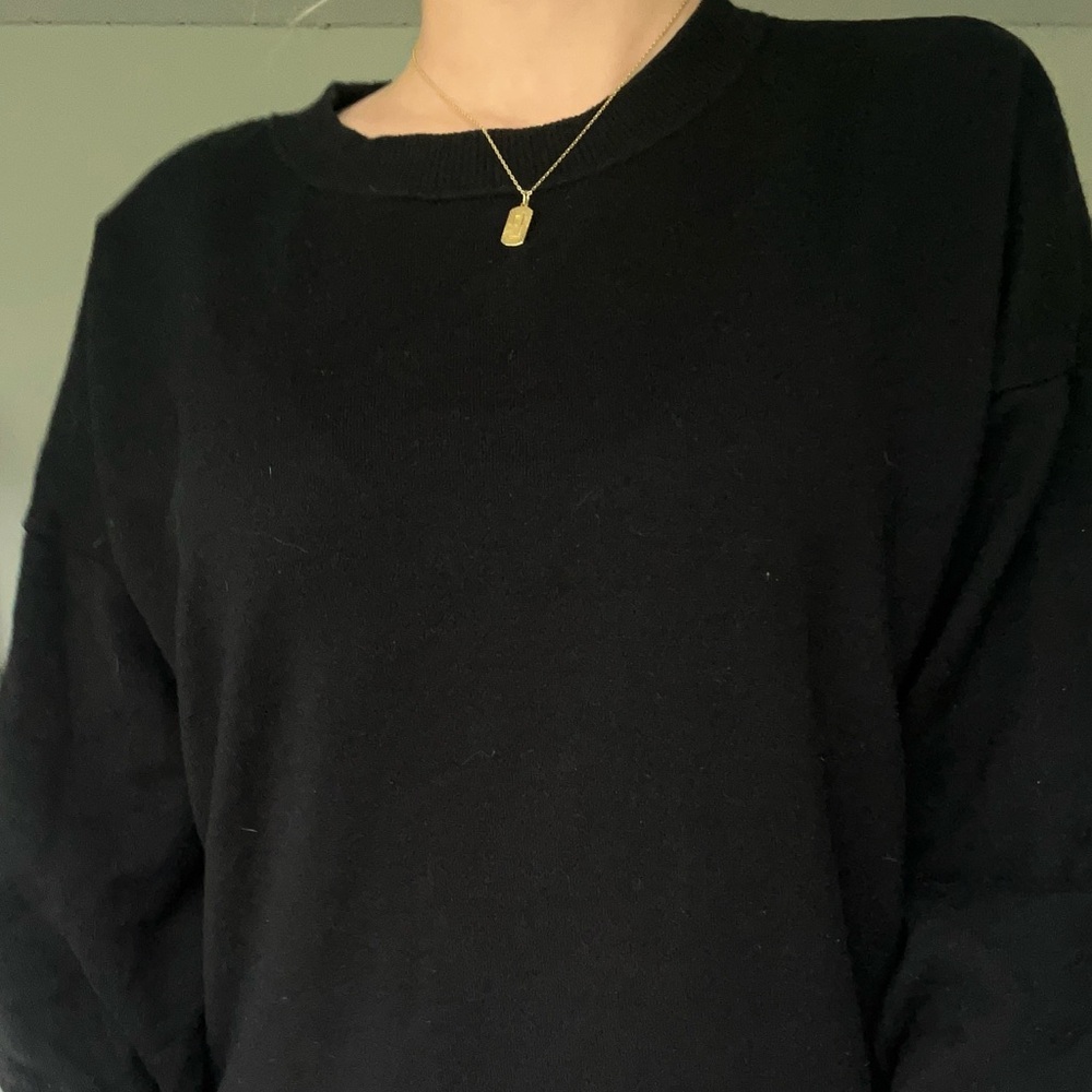 Aerie Black Crewneck Sweater oversized Style